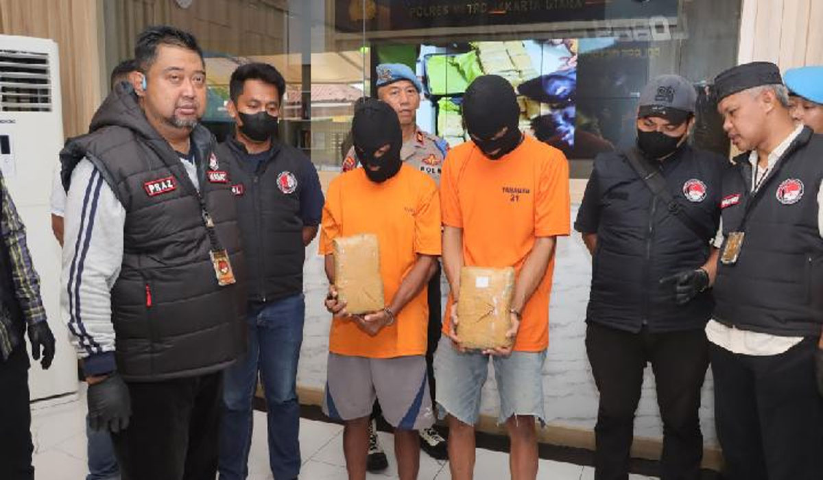 Perjalanan Terhenti di Bekasi, Kurir Narkoba Bawa 2 Kg Ganja Dibekuk Polisi