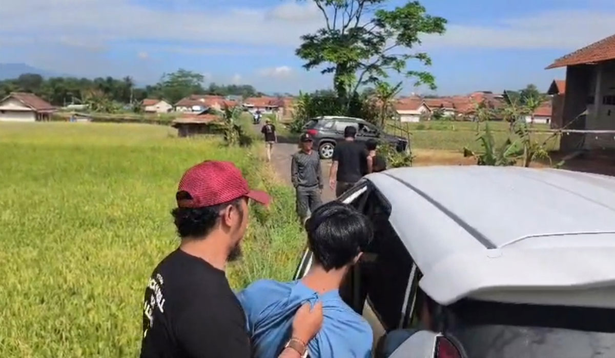 Sadis Banget! Pria di Bekasi Dimutilasi, Bagian Tubuh Dibuang Terpisah Hingga 2 Km